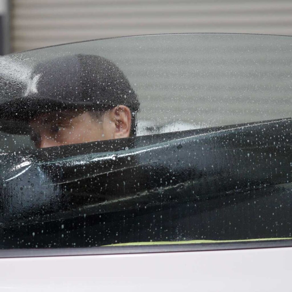 Car Window Tinting Install Square (284)